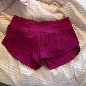 Lululemon Speed up shorts
2.5”
Size 0
